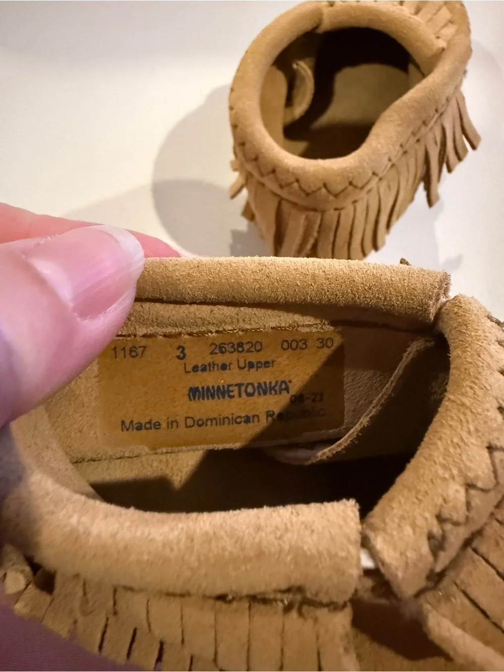 ☀️🌊 Minnetonka infant Riley Tan Fringe Moccasins - Soft Suede
